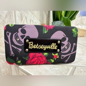 Betsey Johnson “Betseyville” Wallet